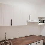Polorooms * Zaratan